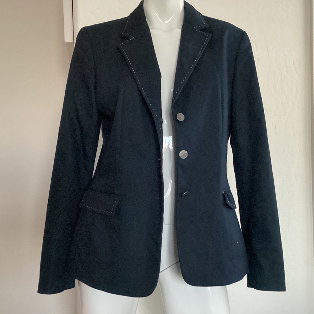 Tahari excellent condition, dark blue chambray, size 12,
